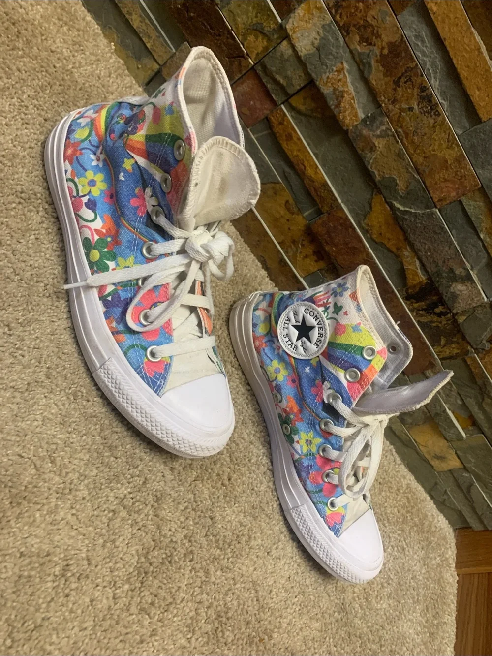 Converse Chuck Taylor All Star High 'Pride' (170822C) men’s 5.5/ women’s 7.5